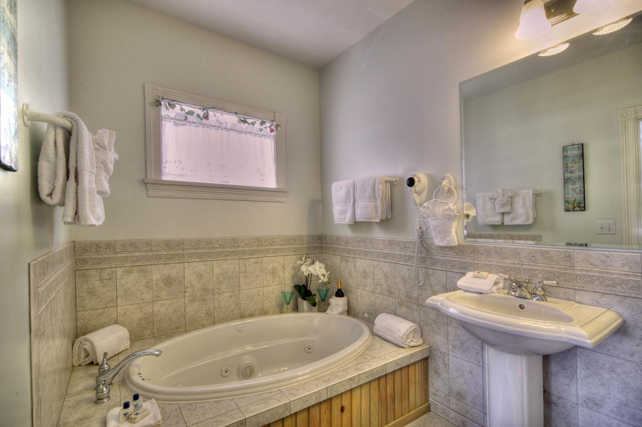 Blue Heron Seaside Inn Boothbay Harbor Εξωτερικό φωτογραφία
